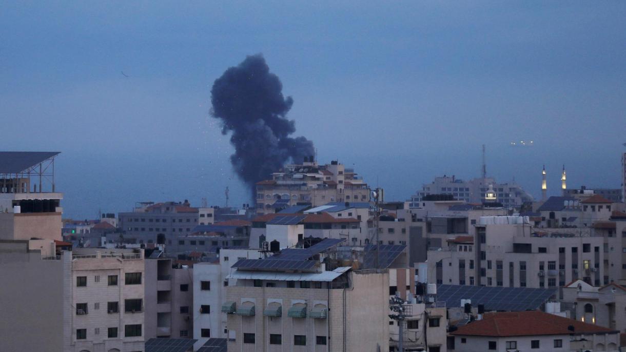 Israele lancia razzi nella Striscia di Gaza