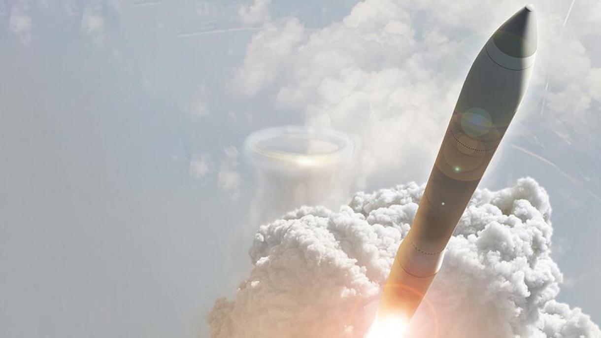Az USA elindított interkontinentális balliszitkus rakétát