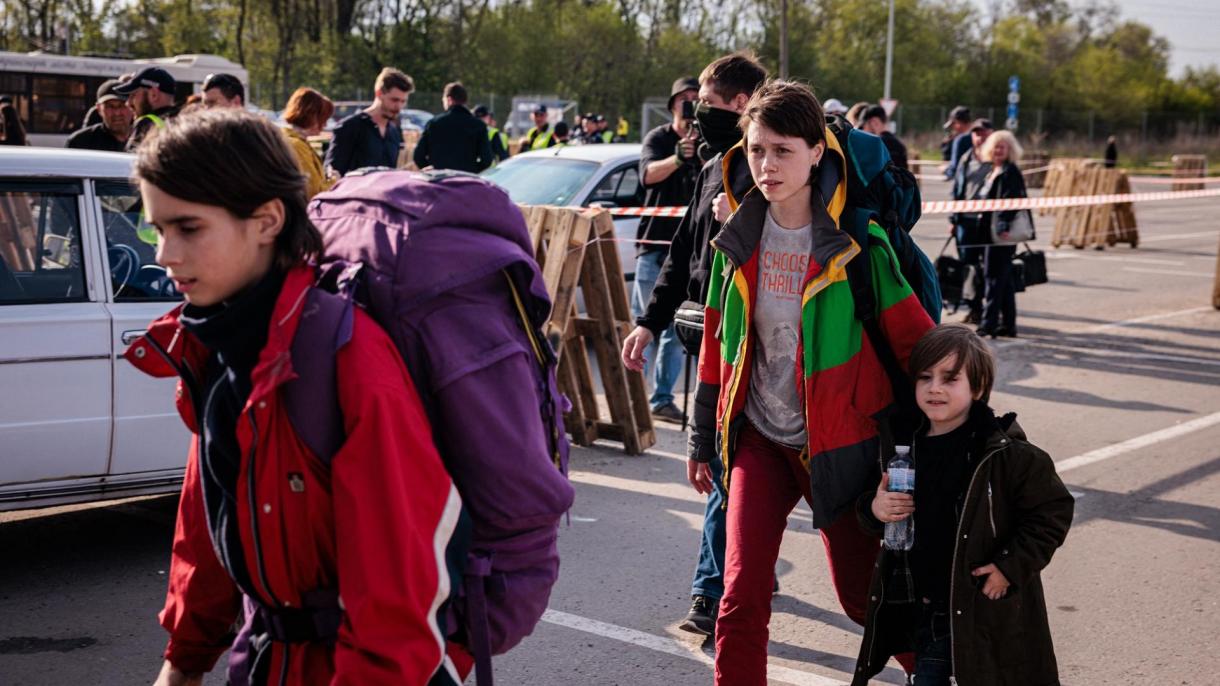 Budapest Főváros Kormányhivatala: 272 menekülőnek segítettek a humanitárius tranzitponton pénteken