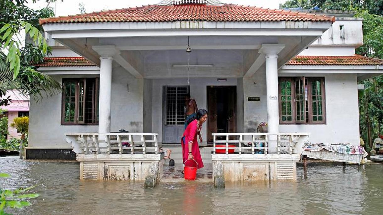 بھارت: سیلاب کی وجہ سے ہلاکتوں کی تعداد 147 تک پہنچ گئی