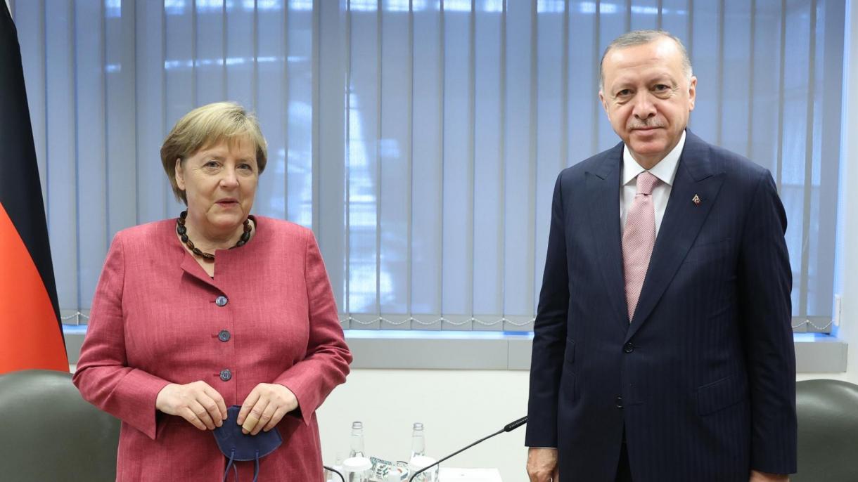 Merkel-Draghi: " Turchia ha tutti i diritti ad essere appoggiata sul dossier immigrazione"