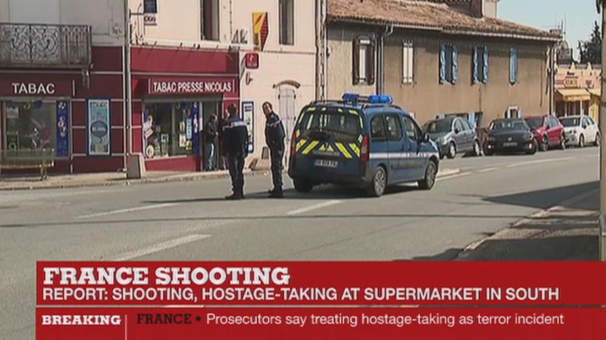 Hombre armado mantiene rehenes al sur de Francia