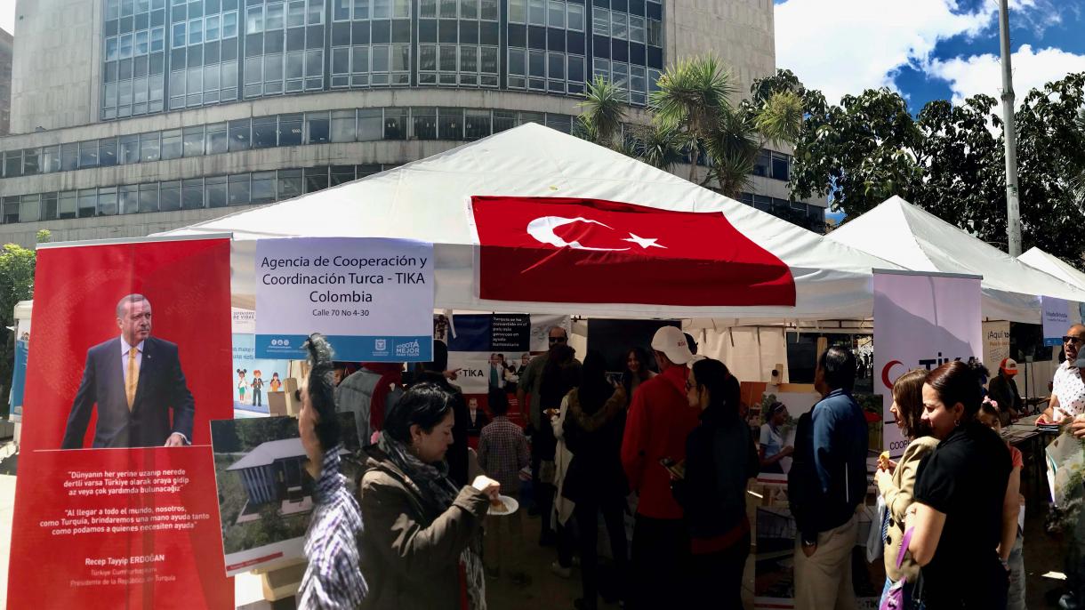 La TIKA en Bogotá presenta las labores de Turquía sobre los migrantes en el mundo