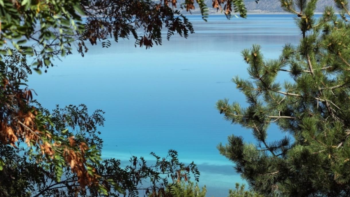 دریاچه زیبای سالدای ترکیه