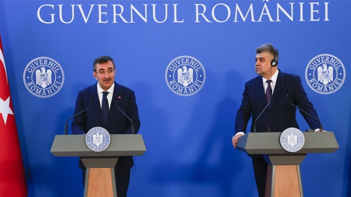 نشست مطبوعاتی معاون رئیس جمهور ترکیه در رومانی