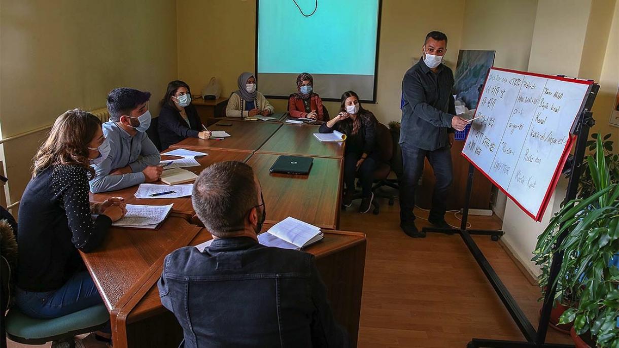 Académicos en Van resucitan el idioma urartiano usado hace 2.850 años