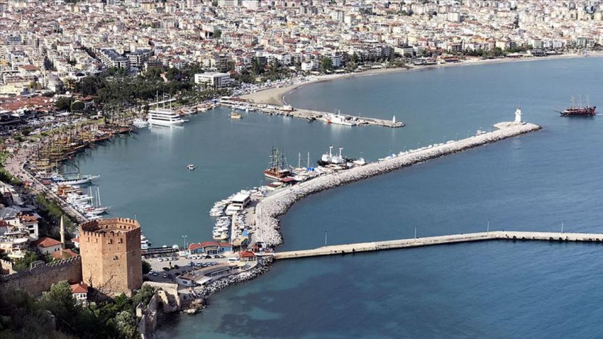 “Os turistas britânicos estão a redescobrir Antalya”
