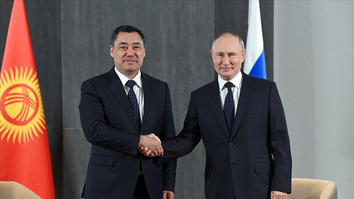 رئیس جمهور قرقیزستان با پوتین گفتگو کرد