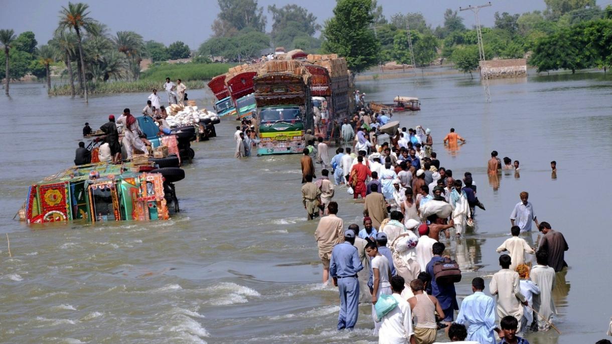 جاری شدن سیل در پاکستان موجب مرگ 24 نفر گردید