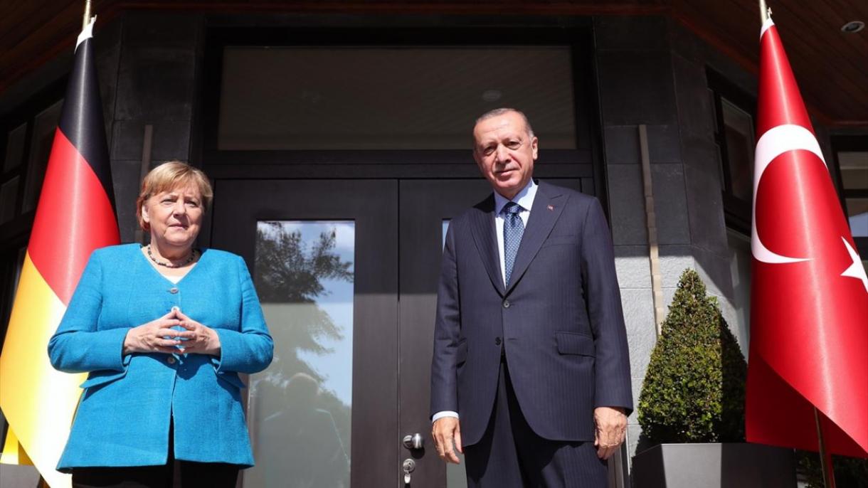 سخنگوی دولت آلمان در مورد دیدار مرکل و اردوغان پیام توئیتری منتشر کرد