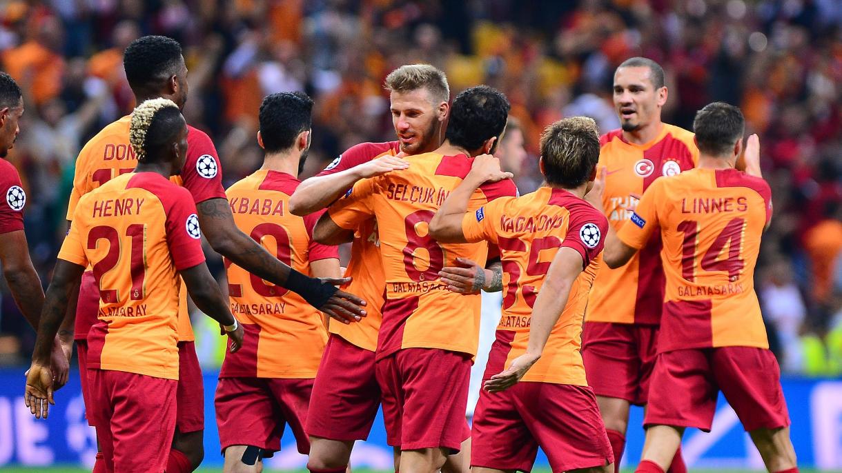A Galatasaray szerdán játszik a Schalke 04-vel
