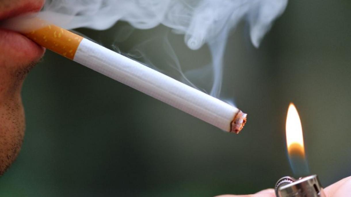 روس میں سگریٹ نوش اپنے ہمسائیوں کو ہرجانہ ادا کریں گے