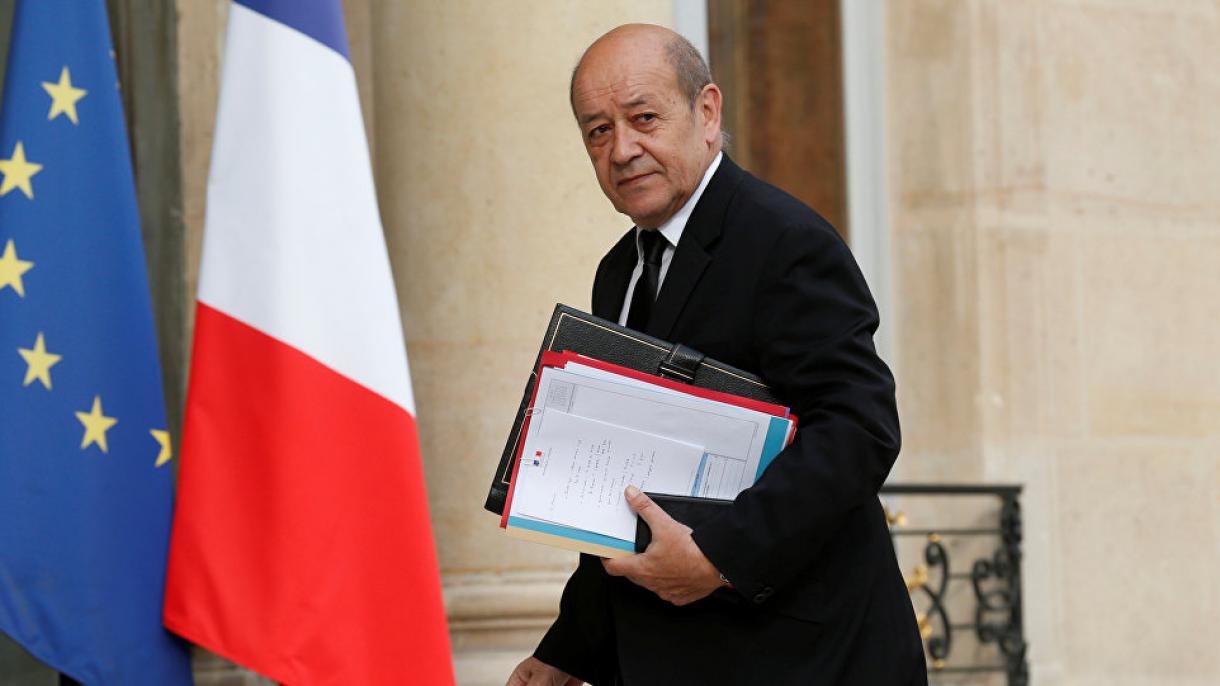 Француз министр Орусия менен Иранга барат