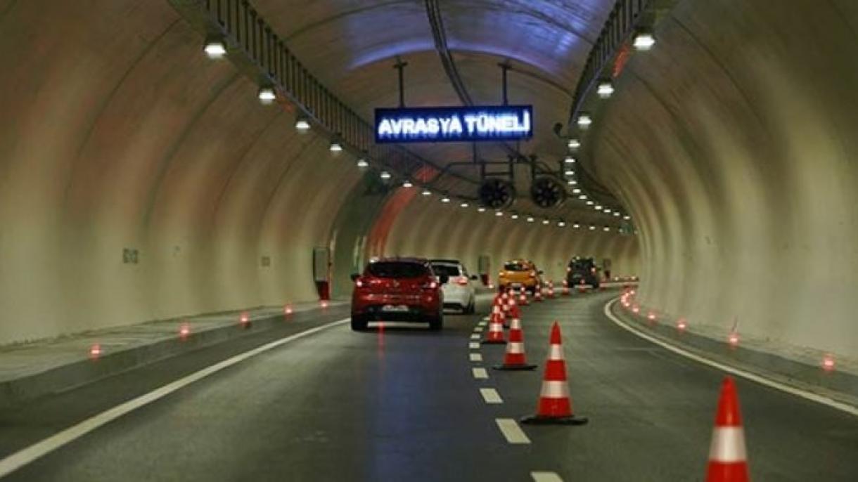 Túnel Eurasia em Istambul premiado por seu sistema de iluminação