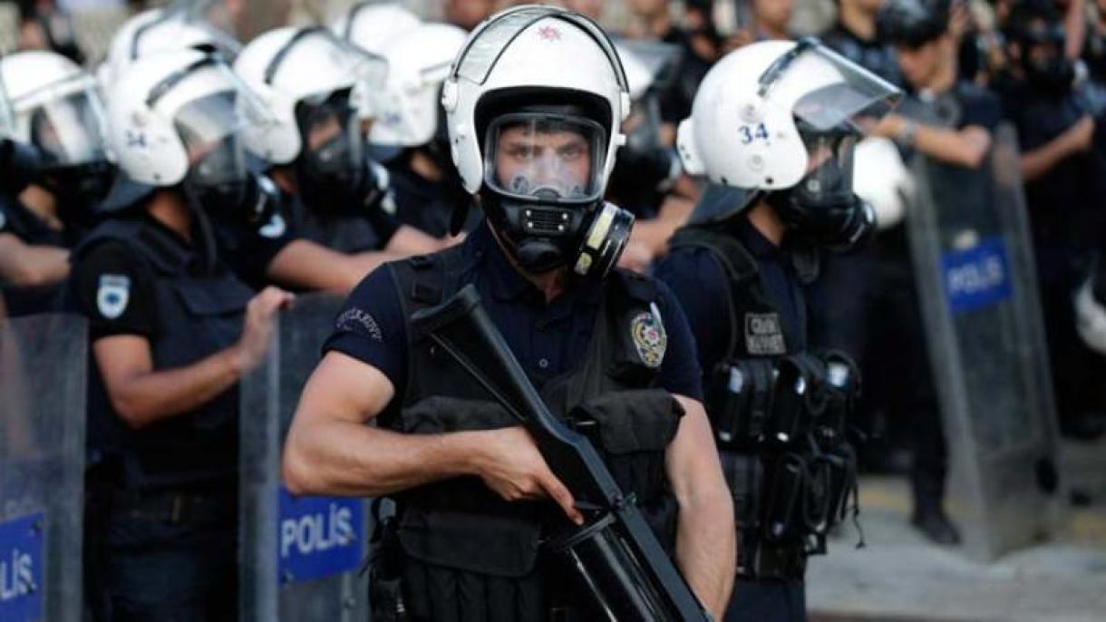 248 policiais homenageados por seu heroísmo na tentativa de golpe de Estado