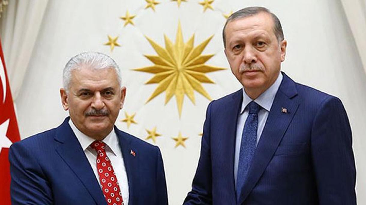 ئەردوغان بىلەن يىلدىرىم ئوقۇتقۇچىلار بايرىمىنى تەبرىكلىدى