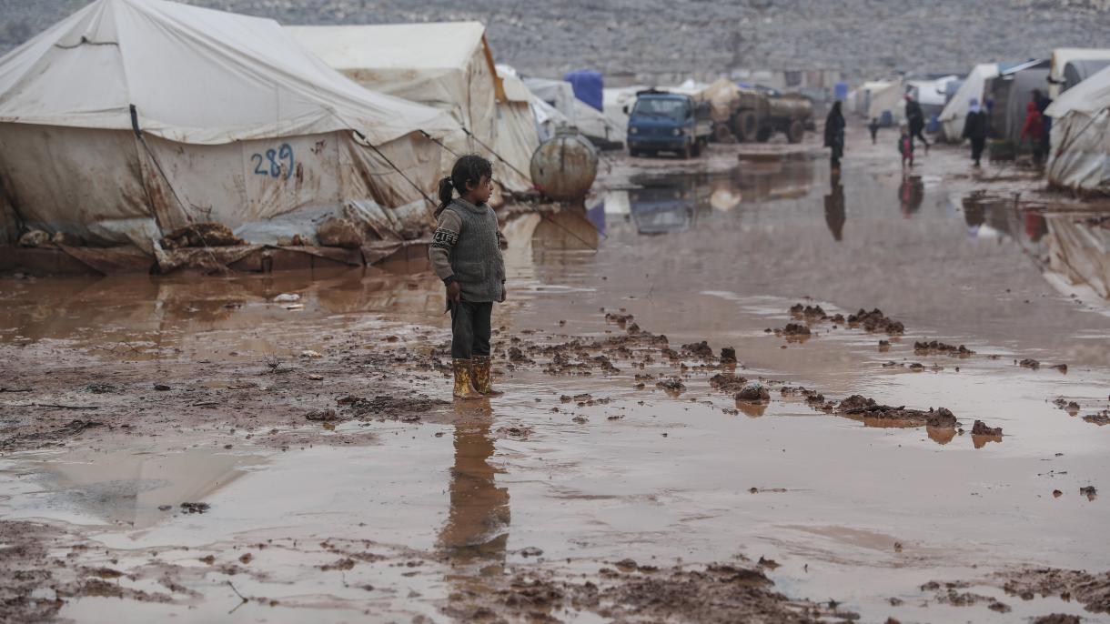 151 هزار سوری دیگر به نزدیکیهای مرز ترکیه پناه آوردند