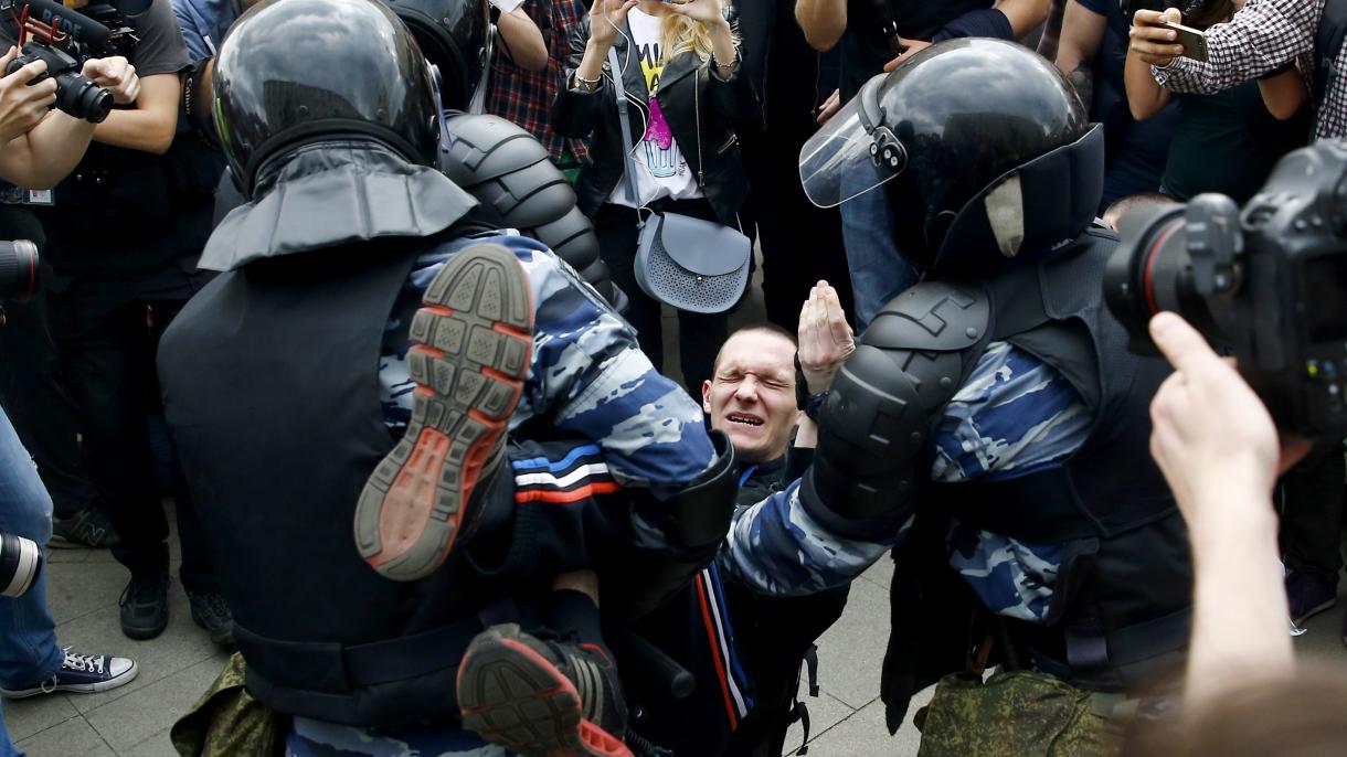 Орусияда митинг, Навалнини камоого алуу