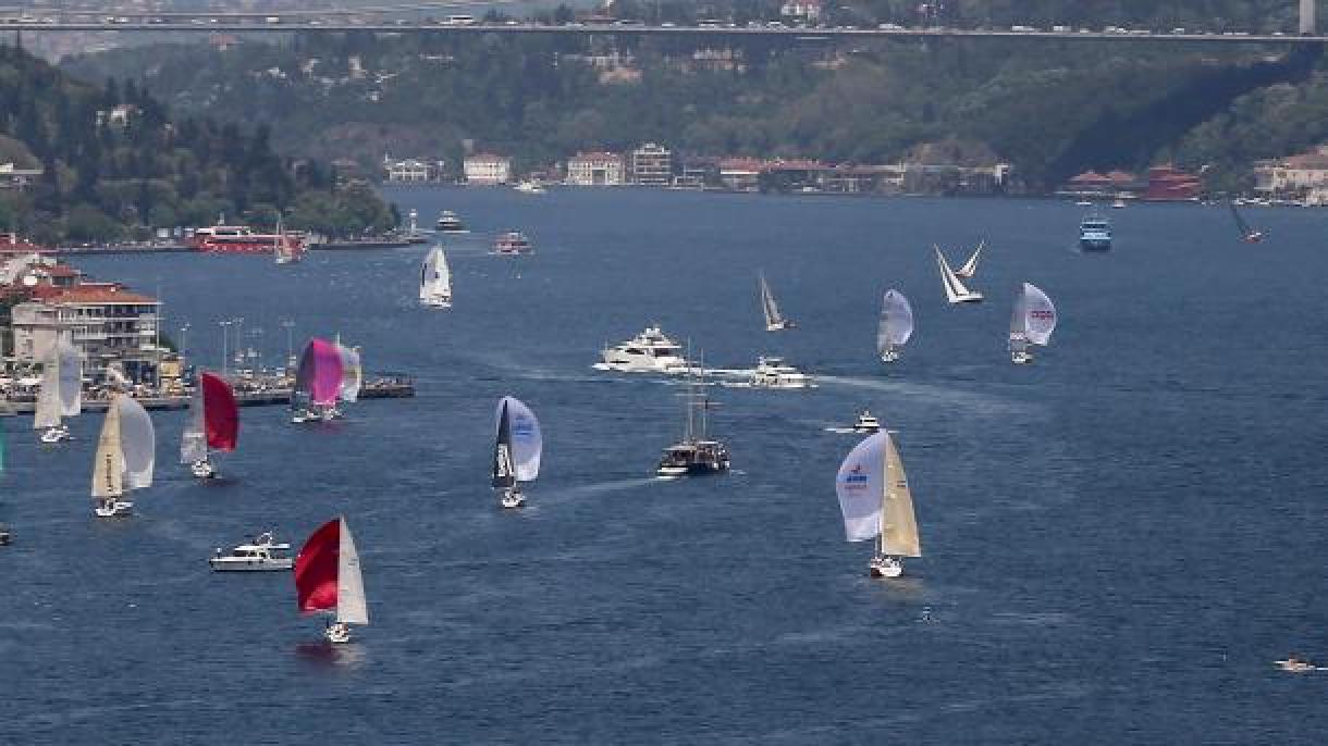 Cerca de 800 veleiros competirão no Bósforo de Istambul