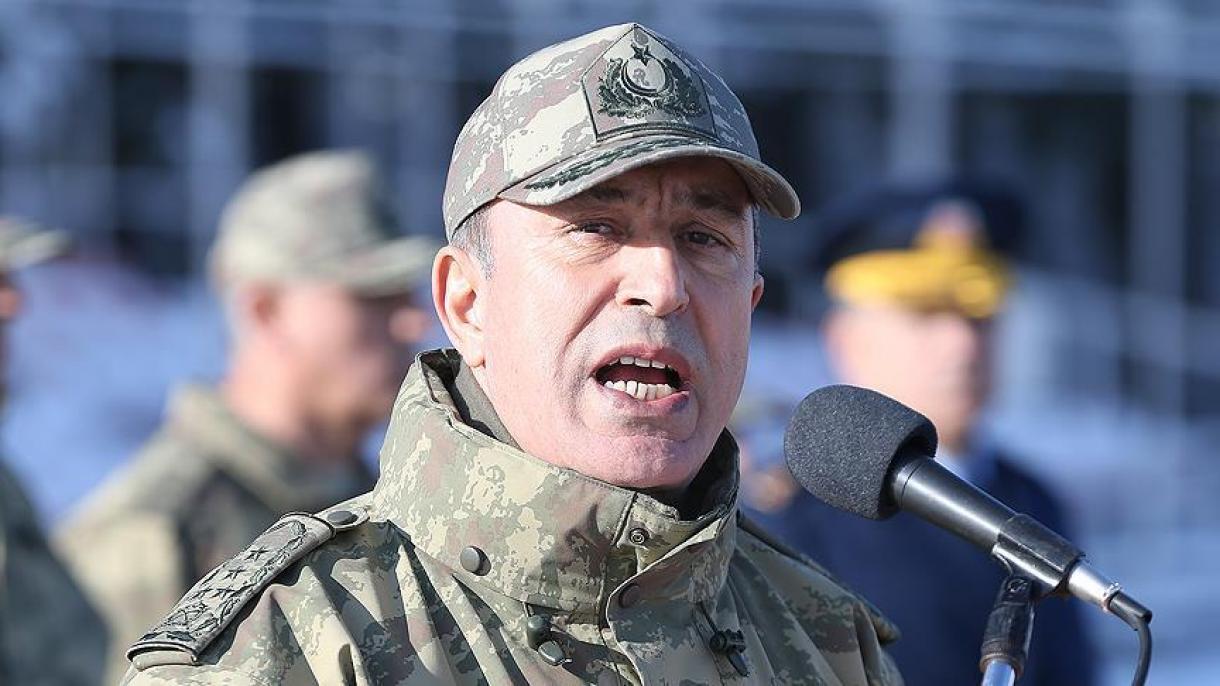 Ο ΓΕΕΔ στρατηγός Χουλουσί Ακάρ επιθεώρησε την τουρκοσυριακή μεθόριο