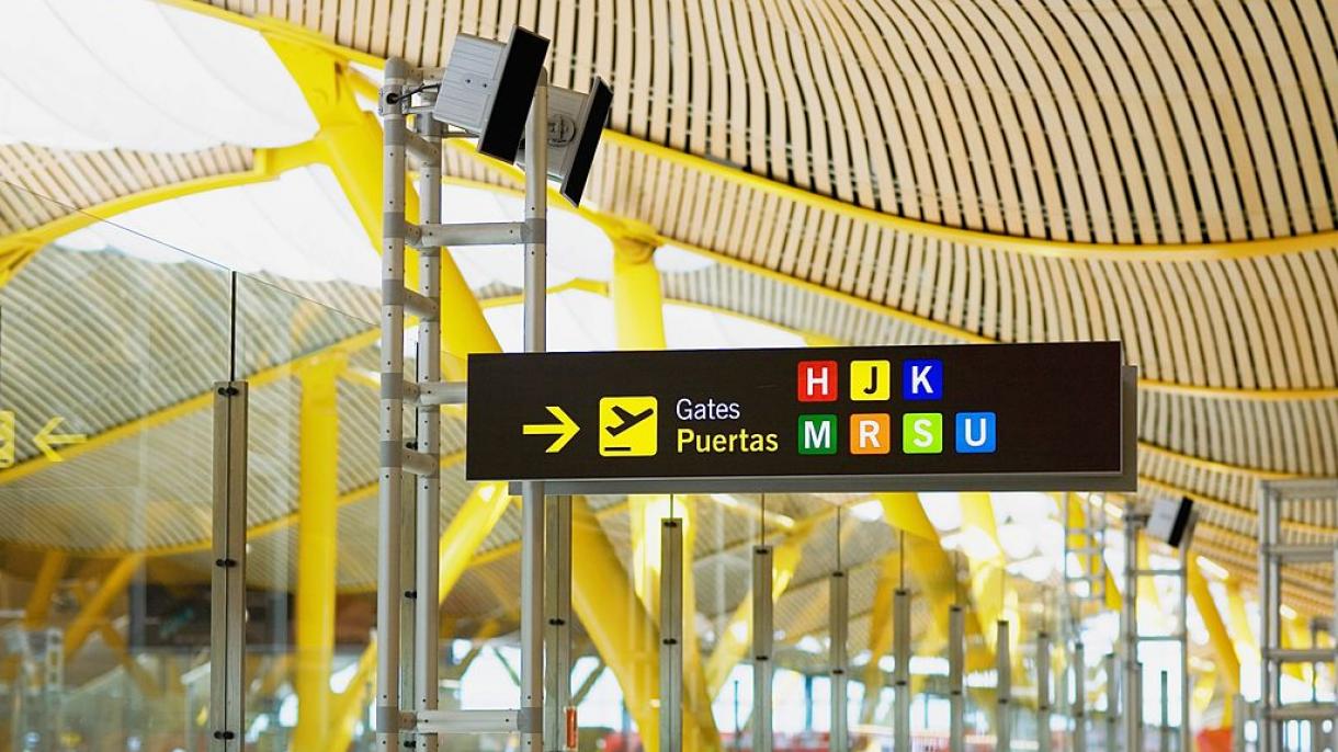 Aeropuertos españoles marcan récord en agosto con pasajeros foráneos