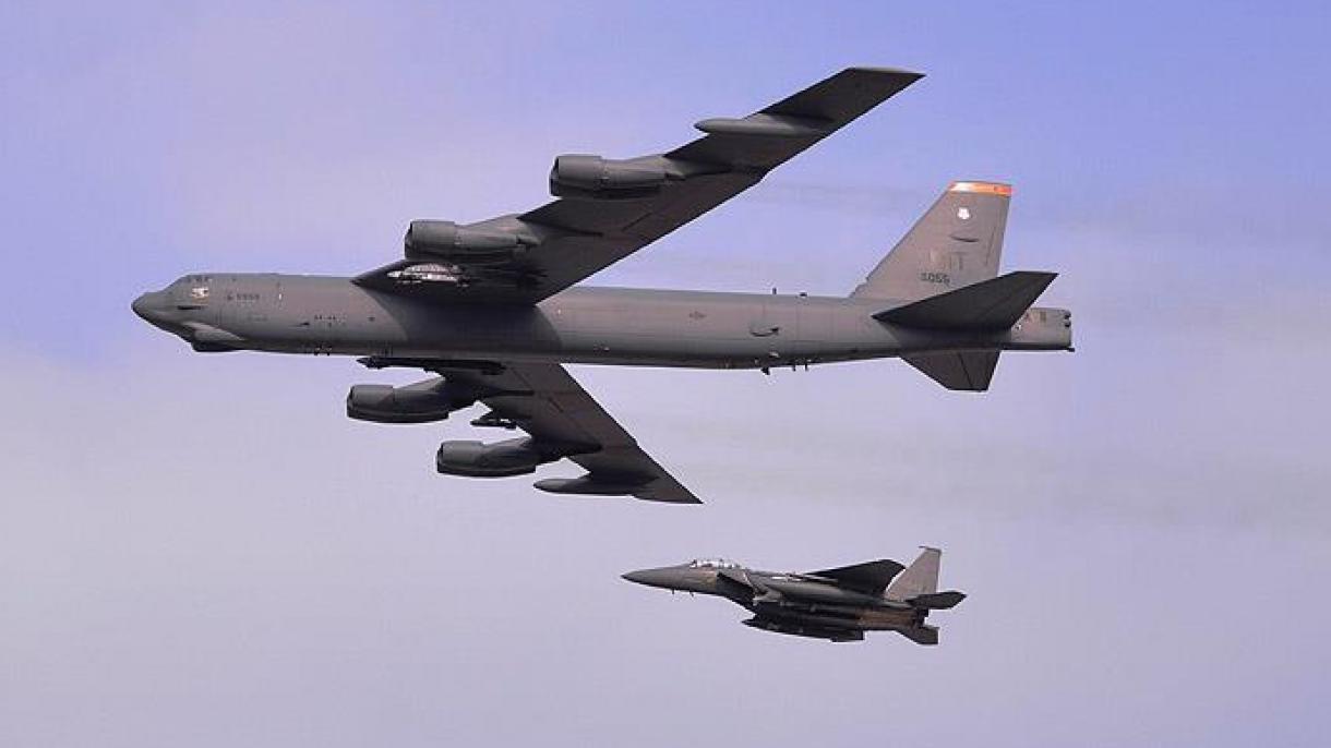 آمریکانین B-52 بومباردمان اوچاغی دوشدو