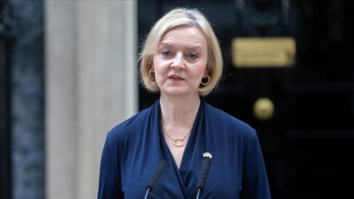 Liz Truss xalqa müraciət edib