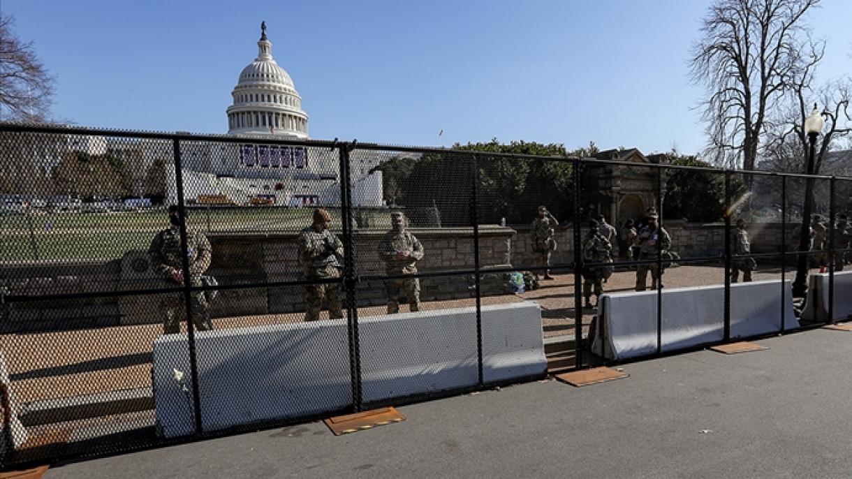 美国国会周边防护栏被拆除