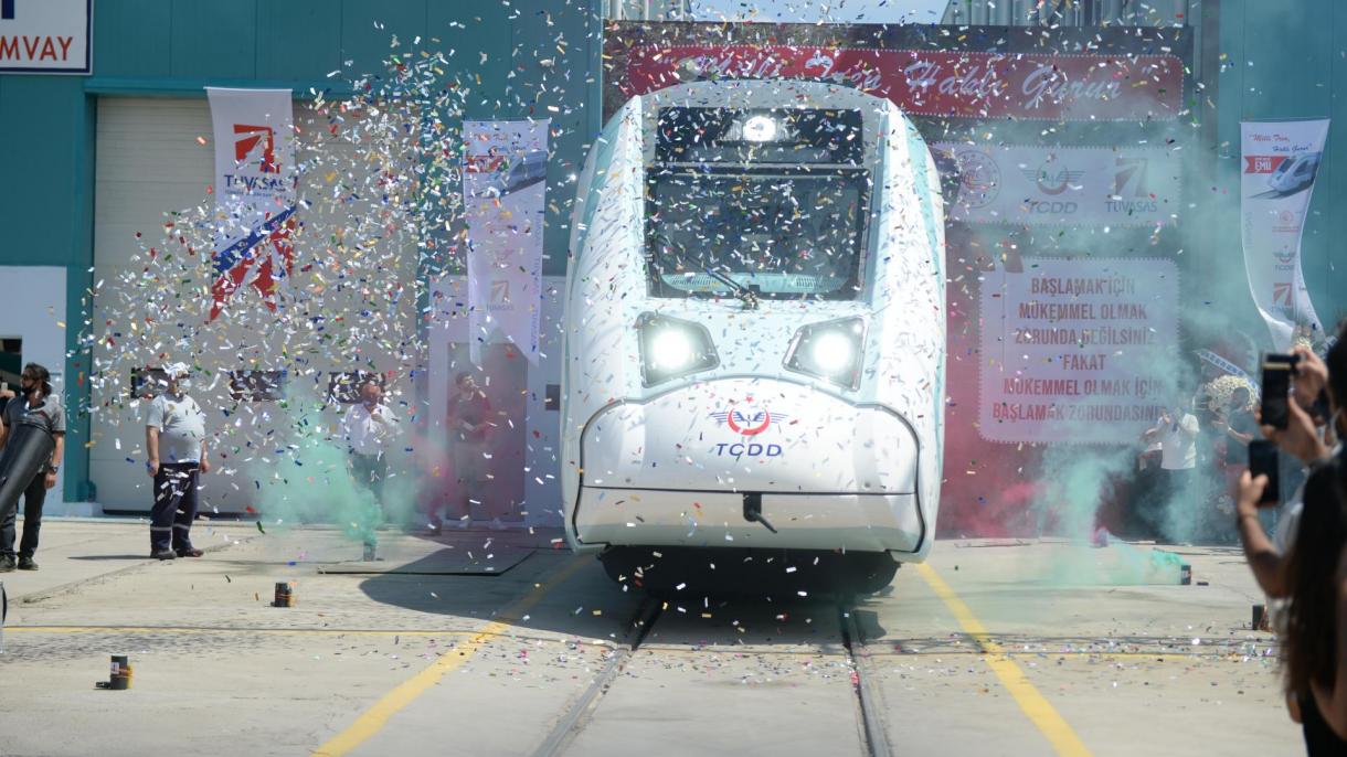 O Trem elétrico turco entrará nos trilhos até o final do ano