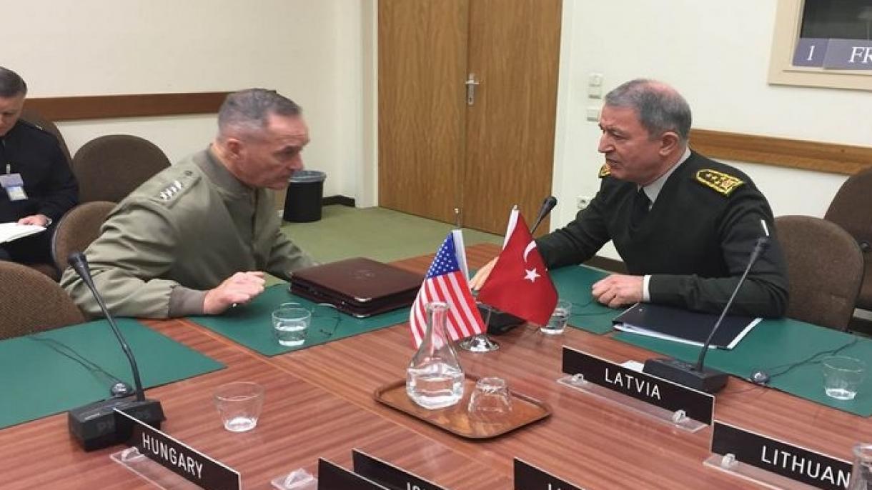 Reunião crítica entre o chefe do Estado-Maior turco e seu homólogo norte-americano