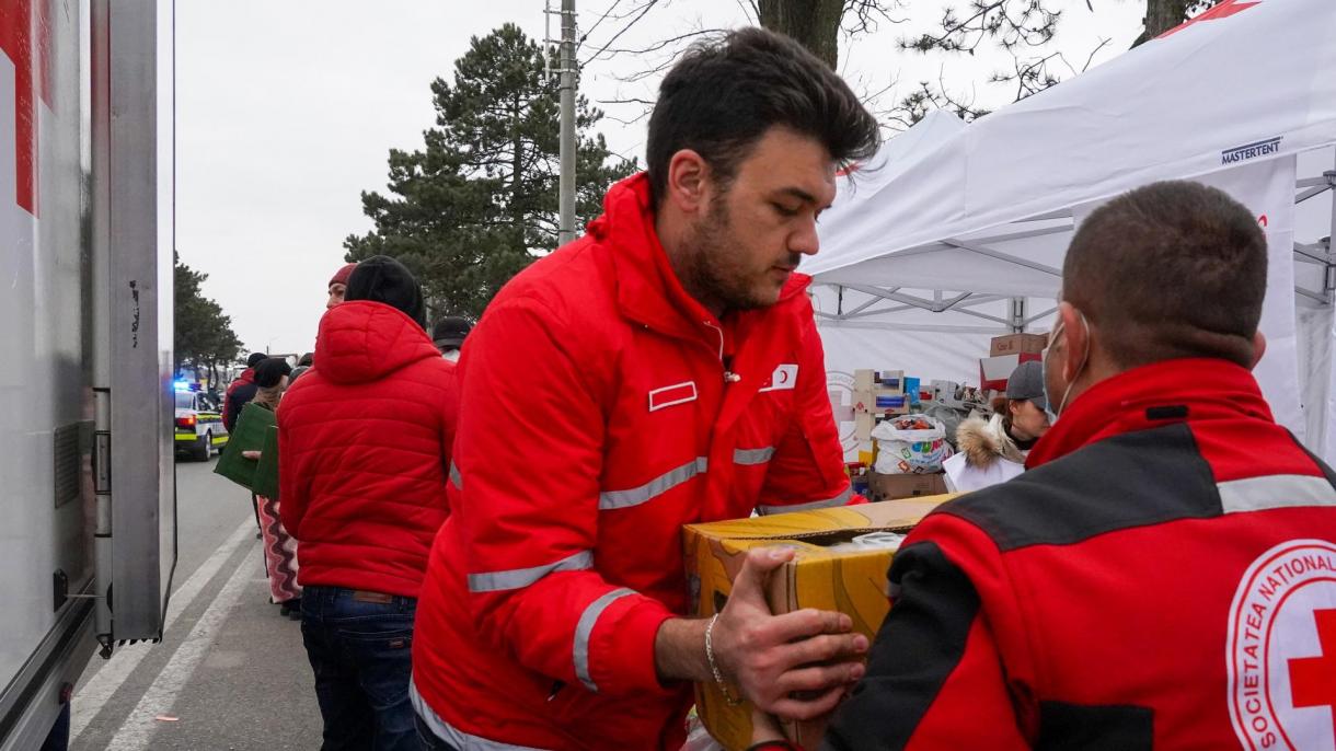 Ekipe Crvenog polumjeseca Turske dopremile prvu pošiljku humanitarne pomoći Ukrajini