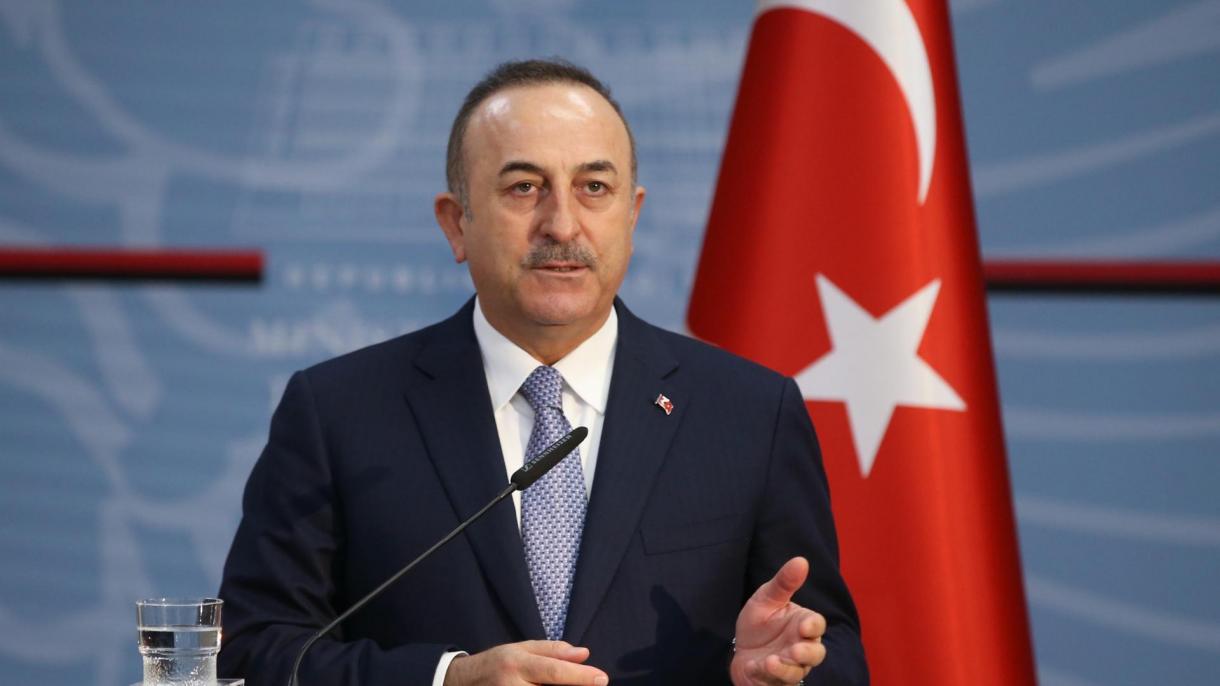 Çavuşoğlu a Europa: “Turquía ya no puede llevar esta carga pesada en solitario”