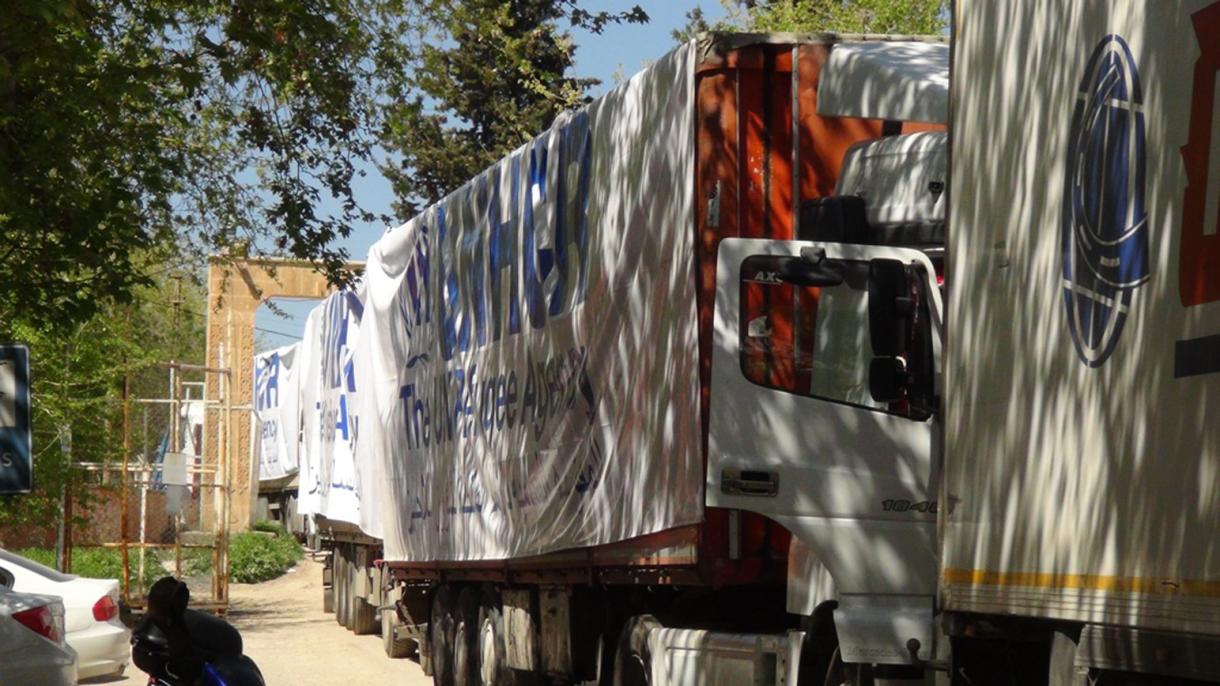 Συρία και Ρωσία βομβάρδισαν φορτηγά που μετέφεραν ανθρωπιστική βοήθεια