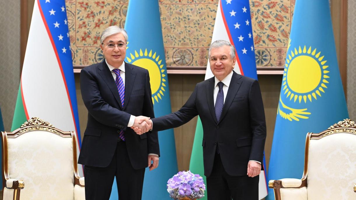 Өзбекстан менен Казакстандын ортосундагы мамилелер союздук деңгээлге көтөрүлдү