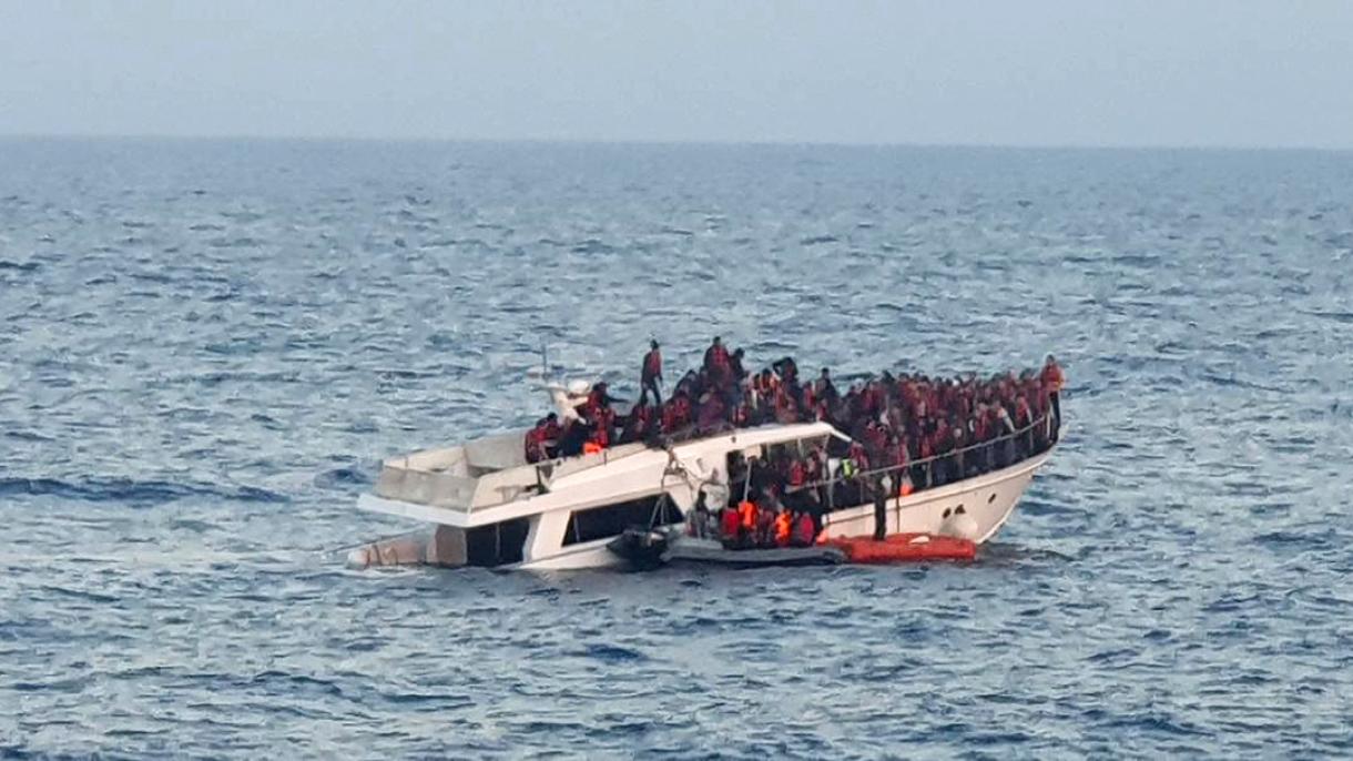 فاجعه غرق شدن قایق حامل مهاجرین در سواحل تونس