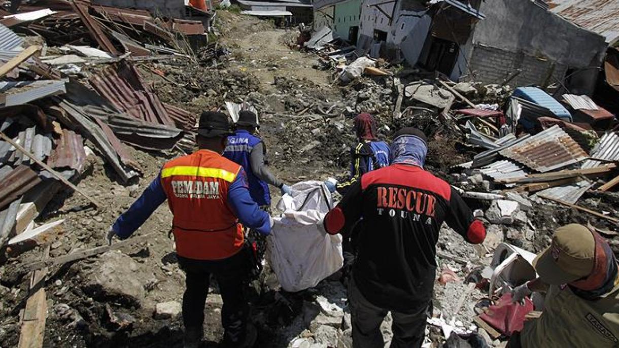 Jelentősen emelkedett az indonéziai földrengés áldozatainak száma