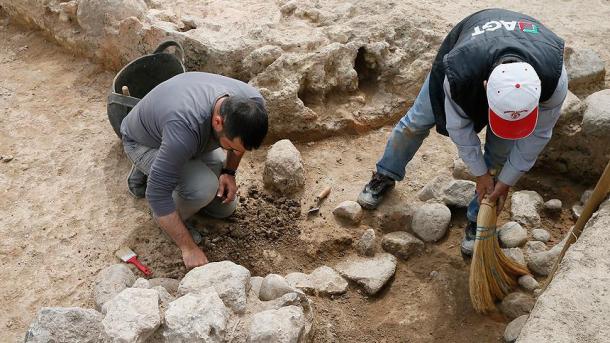 ازمیر: 5 ہزار سالہ انسانی ڈھانچہ برآمد،تحقیق کا آغاز