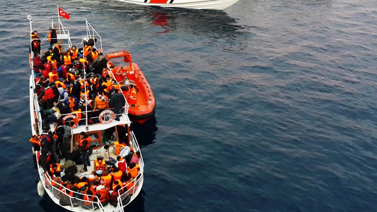 被希腊推入土耳其海域的23名难民得救
