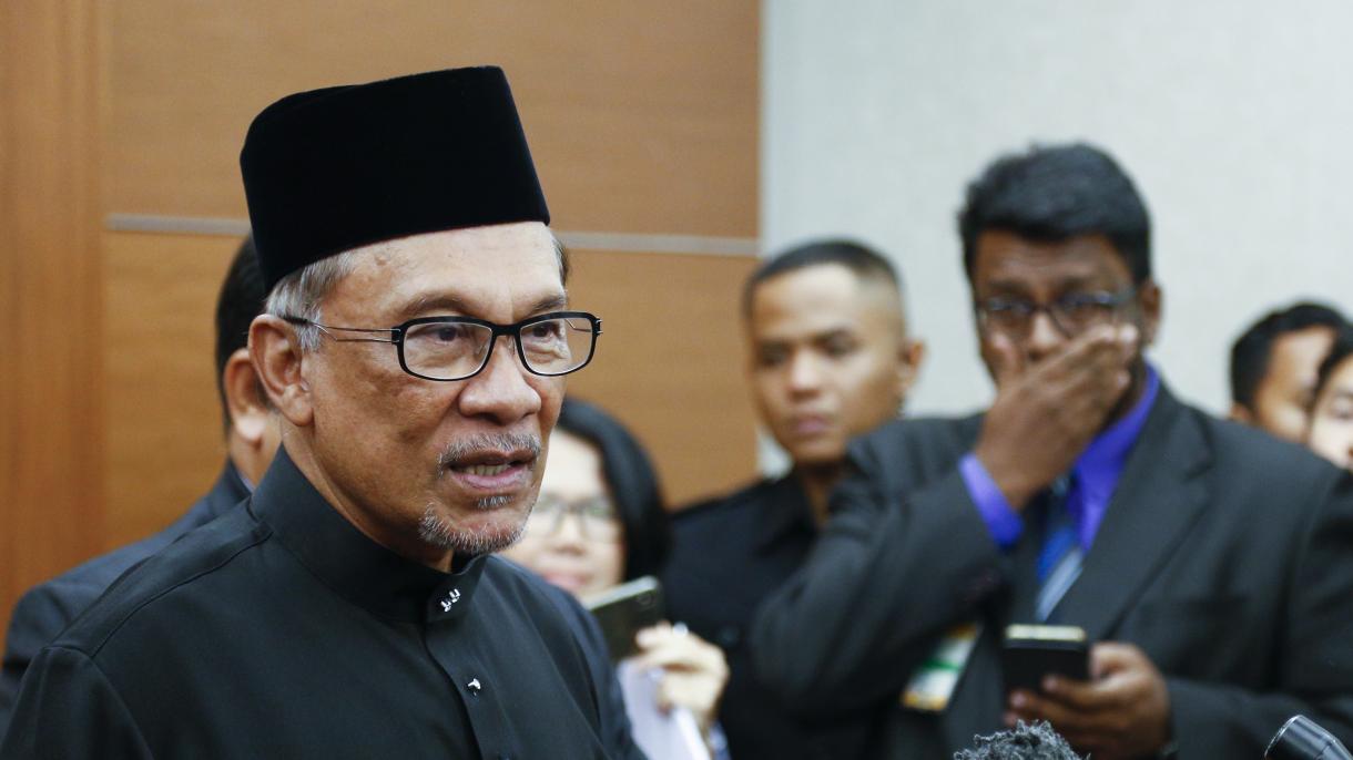 ملائیشیا میں انتخابات،انور ابراہیم کی برتری،مہاتیر محمد ہار گئے