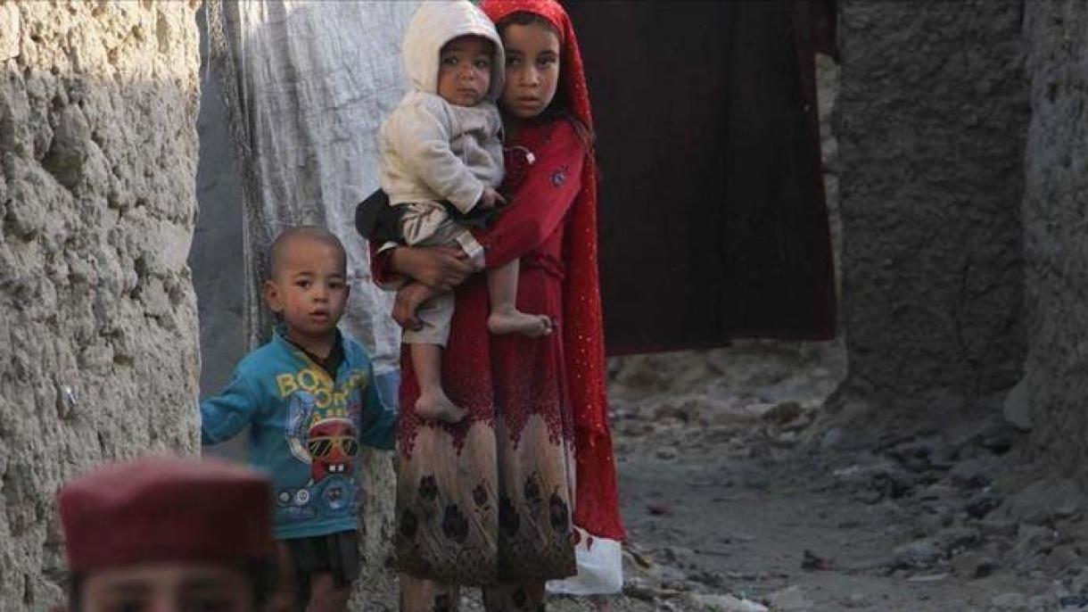 ДССУ Афганистандагы балдардын начар тамактануусу тууралуу билдирди