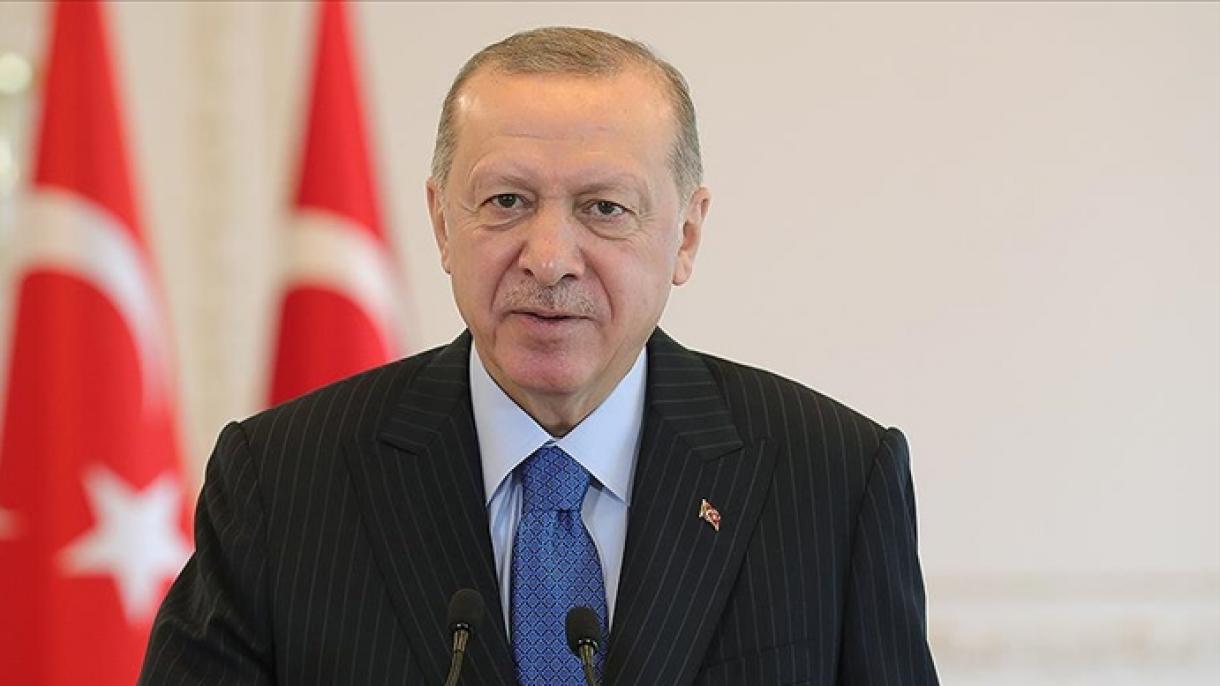 Prezident Erdogan daşary ýurtly ilçilerden ynanç hatlaryny kabul etdi