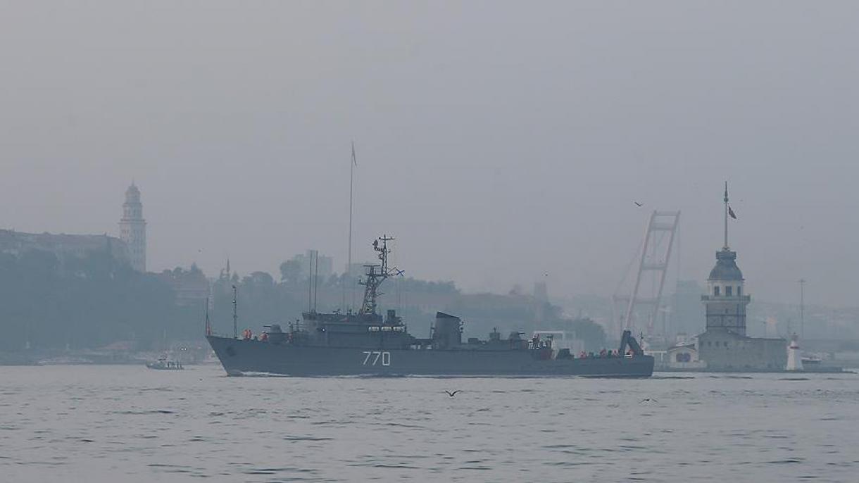 Rusiyanın döyüş gәmisi İstanbul boğazından keçdi