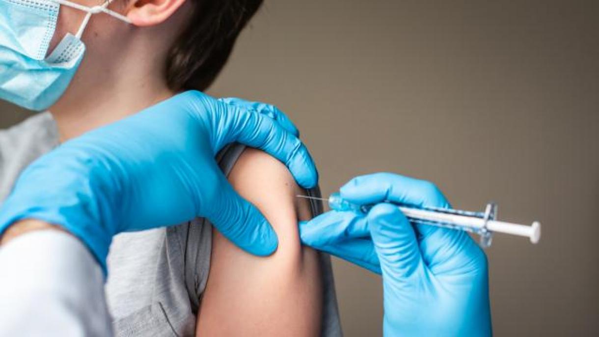 Covid-19 en Turquía: el límite de edad para la vacunación se redujo a 12
