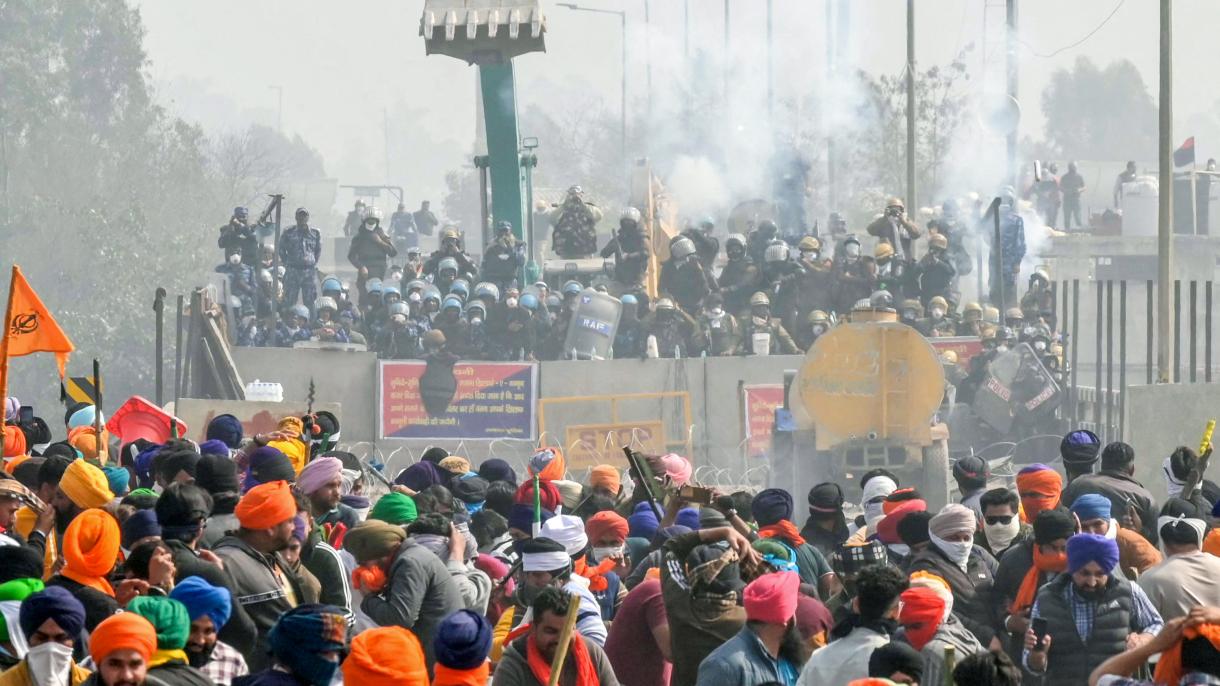 印度爆发一周的农民与警察冲突首次造成一抗议者死亡