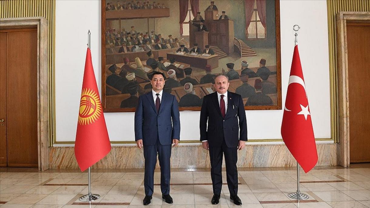 Шентоп Қырғызстан президентімен кездесті