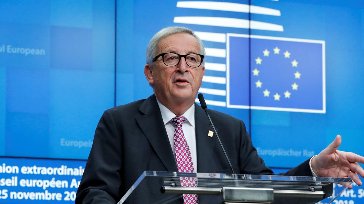 Se cancela la visita de Juncker en París debido a las protestas de los de chalecos amarillos