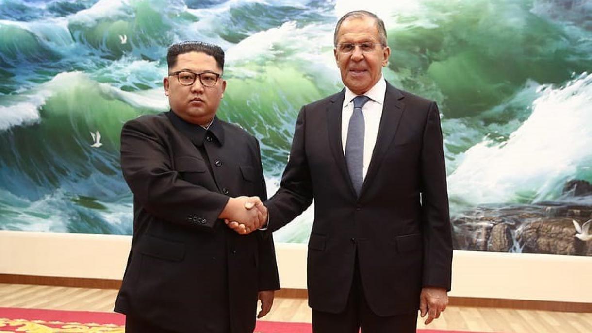 朝鲜领导人金正恩接见俄国外长拉夫罗夫
