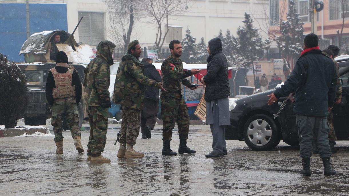 阿富汗首都发生自杀式袭击5人丧生