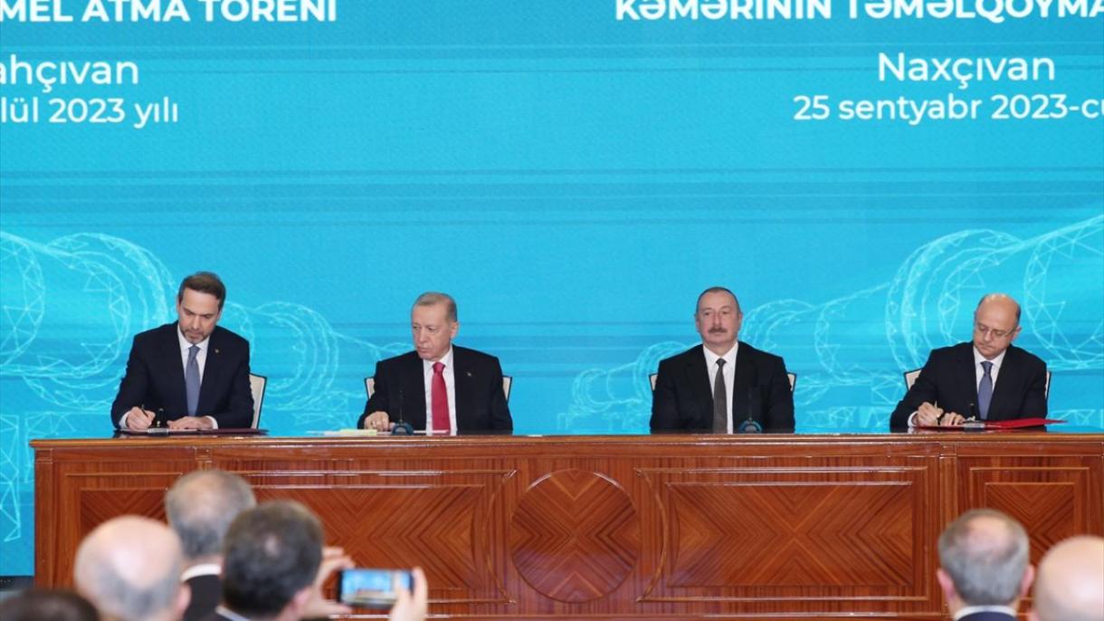 Erdoğan Aliyev Iğdır Nahçivan Doğalgaz Boru Hattı.jpg