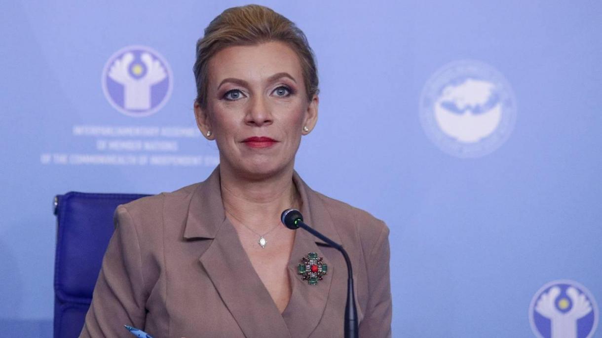 Zaharova ha reaccionado a Macron por la coalición internacional ideológica